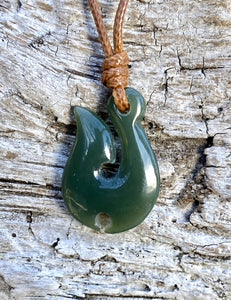 Jade Fish Hook Pendant, Natural Nephrite Jade, Jade Māori Fish Hook pendant, Jade Necklace Men, Jade for Boyfriend, Green Jade Necklace.