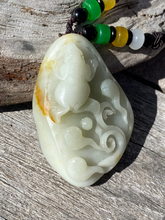 Load image into Gallery viewer, Certified Natural Hand-carved Hetian Nephrite Jade Pendant, Vintage Hetian Jade Pebble, Chinese Nephrite Jade Frogs