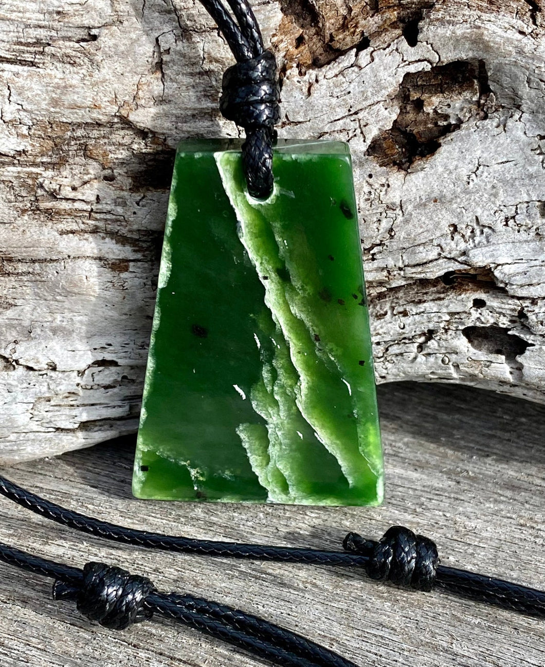 Green Nephrite Jade Quad Twist Pendant Necklace Maori Design Greenstone  Jewelry - 3JADE wholesale of jade carvings, jewelry, collectables, prayer  beads