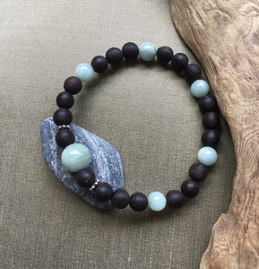 Burma Jade Bracelet, Agarwood & Jadeite Beads Bracelet, Healing Bracelet, Energy bracelet.