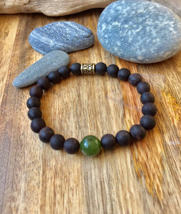 Mens Beaded bracelet, Agarwood, Canadian Nephrite Jade Bracelet, Lucky Jade Bracelet