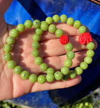 Load image into Gallery viewer, Canadian Nephrite Jade Bracelet, Canadian Nephrite Jade, Canadian Jade bracelet, Jade for girls, Jade bracelet for mom, Green Jade bracelet