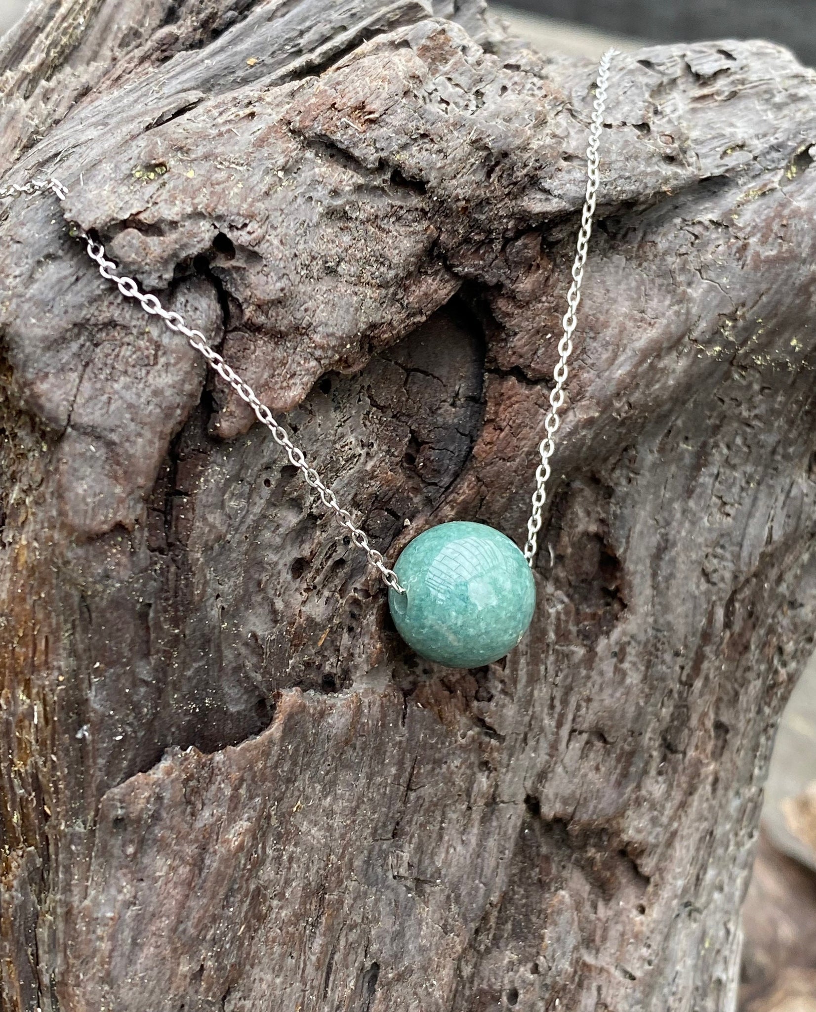 Silver Small Shard Jade Stone Necklace - Lovisa